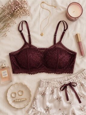 NWT Aerie Wireless Push-Up Joy Lace Convertible Strap Bra Royal Berry Size 36C